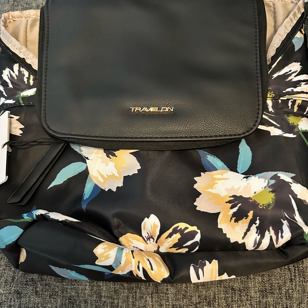 Travelon 5 point Anti Theft Security Handbag/Backpack.